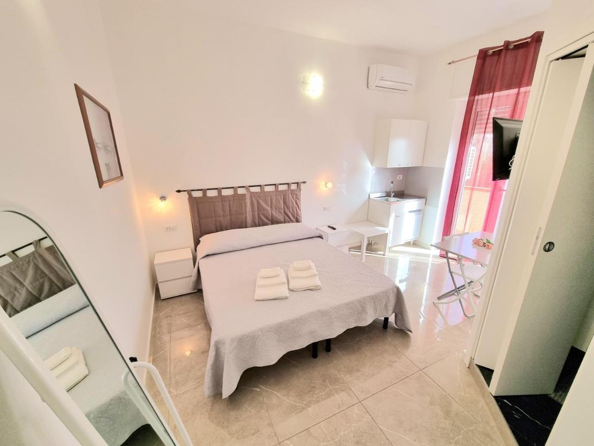 Entos Suite Кальяри Экстерьер фото